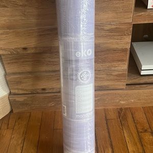 Brand new Manduka 4mm EKO yoga mat!